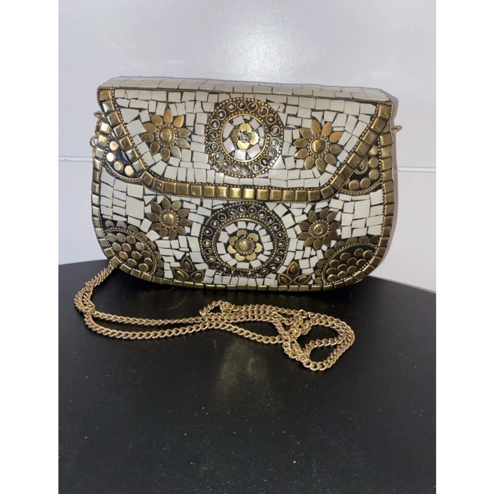 Antik Kraft Bohemian Style Womens Metal Honey Clutch/ Crossbody Bag